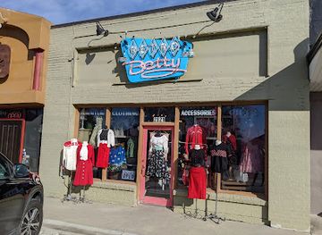utah/salt-lake-city/shop/retro-betty