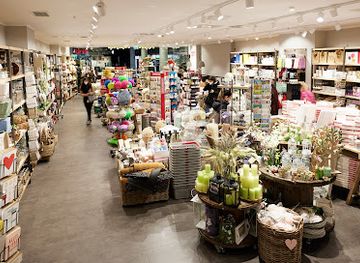 germany/frankfurt/westend/shop/myzeil