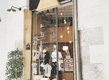spain/barcelona/el-born/shop/visual-poetry-barcelona