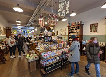 switzerland/basel/old-town/shop/xocolatl-welt-der-schokolade