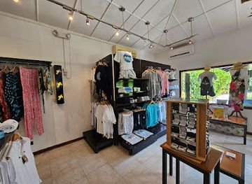 maldives/lhaviyani-atoll/shop/komandoo-velaa-boutique