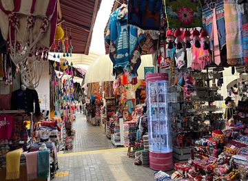 peru/inca-trail/shop/miraflores-indian-market