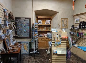 california/santa-barbara/shop/serra-shop