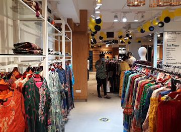 bangladesh/khulna-division/shop/yellow-khulna