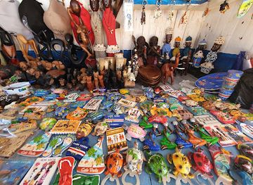 cabo-verde/praia-de-bote/shop/denis-beachshop