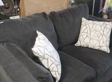 indiana/turkey-run-state-park/shop/marianne-s-upscale-resale