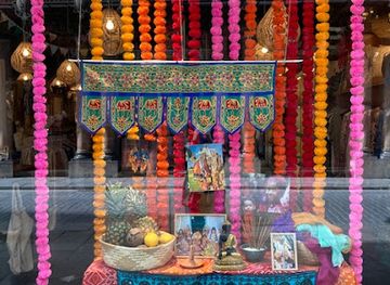 spain/cordoba/san-basilio/shop/natura