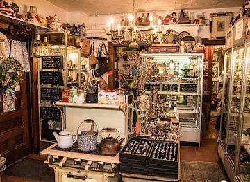 estonia/valga/shop/decaux-antiik