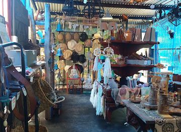 argentina/sierras-pampeanas/shop/mama-buho-artesanias