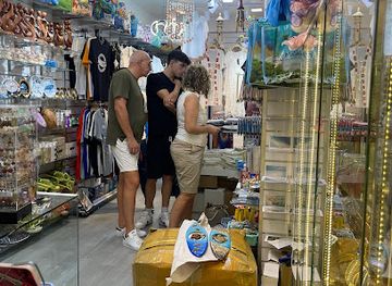 maldives/male/shop/love-me