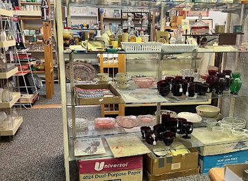 iowa/davenport/shop/antiques-on-brady