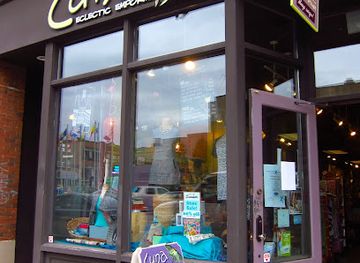 canada/prince-edward-island-national-park/shop/luna-eclectic-emporium