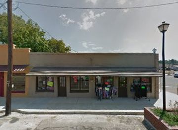 oklahoma/beavers-bend-state-park/shop/savvy-chix-boutique