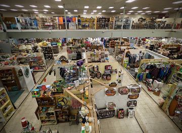 Lexington Peddlers Mall