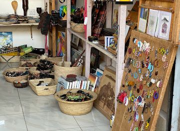 central-african-republic/nana-mambere/shop/mama-africa-giftshop