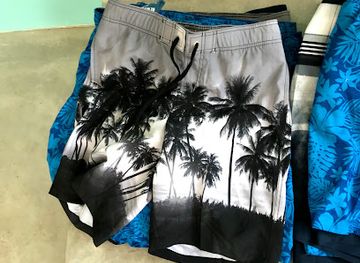 sri-lanka/arugam-bay/shop/stitchers