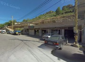 lebanon/bsharri/shop/woman-bcharreh