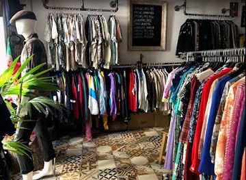 spain/madrid/shop/johnny-and-velvet