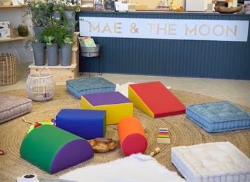 virginia/danville/shop/mae-and-the-moon