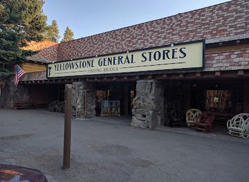 montana/yellowstone-national-park/shop/fishing-bridge-general-store