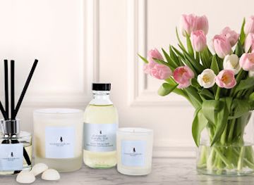 united-kingdom/cotswolds/shop/cotswold-candle-hut