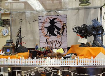 michigan/isle-royale-national-park/shop/victoria-s-cupboard