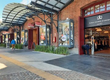 argentina/eastern-argentina/shop/distrito-arcos