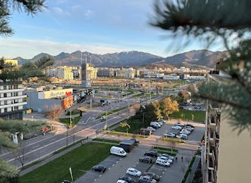 romania/ranca-resort/shop/coresi-shopping-center