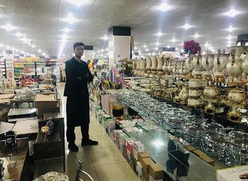 pakistan/karakoram-highway/shop/khanraziq-garments