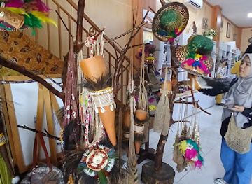 indonesia/southeast-papua/shop/sako-ethnik-art-by-mace-riris