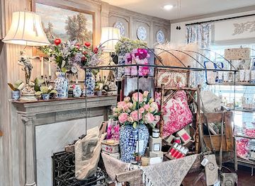 arkansas/fayetteville/shop/the-french-cottage