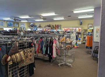 florida/cape-coral/shop/purple-polo-thrift-shop