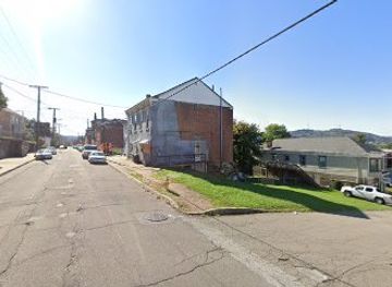 west-virginia/wheeling/shop/gorgeous-gowns-at-the-go-go-room