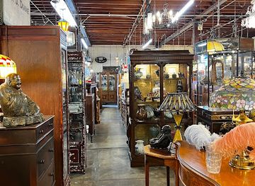 california/monterey-park/shop/divine-s-furniture-store