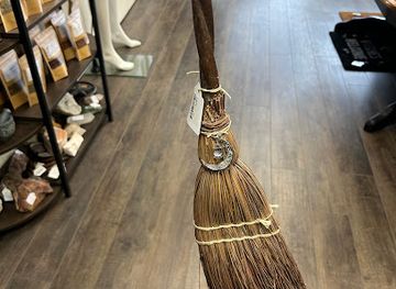 new-hampshire/strafford-county/shop/the-groovy-witch