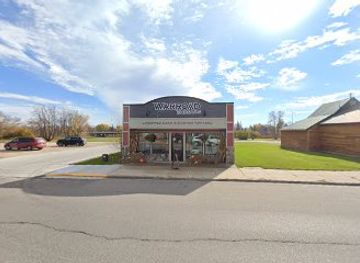 minnesota/lake-of-the-woods/shop/warroad-threads