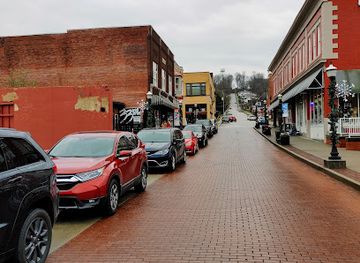 indiana/patoka-lake/shop/hen-pecked-home-gift