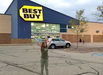 illinois/arlington-heights/shop/town-country-center