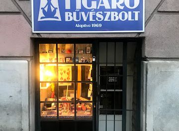 hungary/budapest/gellert-hill/shop/figaro-magic-store