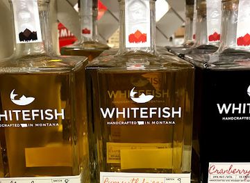 montana/glacier-national-park/shop/hungry-horse-liquor-store-and-self-storage