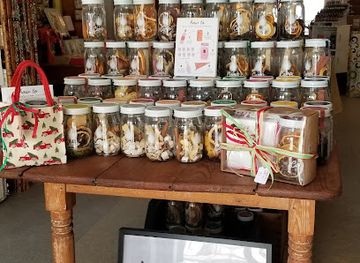 virginia/eastern-shore/shop/table-and-tonic-cape-charles