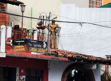 mexico/puerto-vallarta/zona-romantica/shop/antiques-store