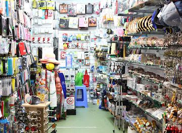 italy/genoa/shop/souvenir-gift-store