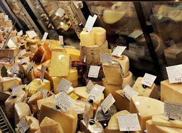 oklahoma/norman/shop/carriage-plaza-shopping-center