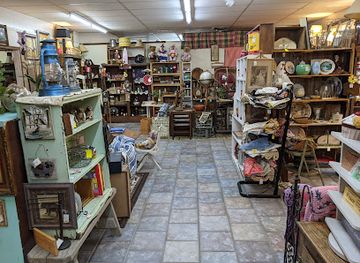 arkansas/springdale/shop/me-the-flea-market