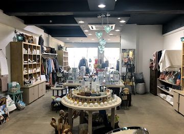 barbados/welchman-hall/shop/limegrove-lifestyle-centre