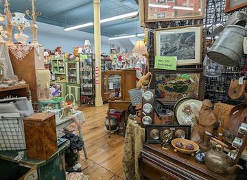 texas/new-braunfels/shop/downtown-antique-mall