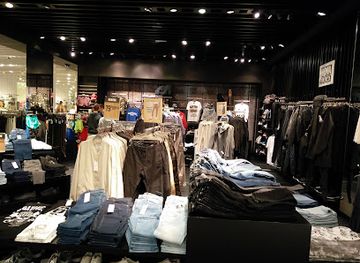 poland/rzeszow/shop/bershka