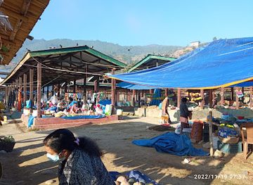 bhutan/punakha/shop/vegetable-market