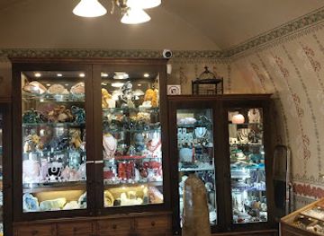 czechia/cesky-krumlov/shop/apotheka-mineral-shop
